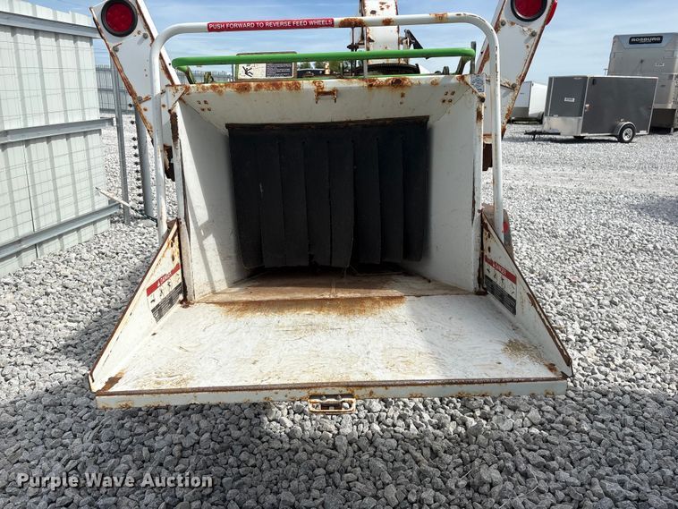 image for item YA3190 2015 Altec DC1317 wood chipper
