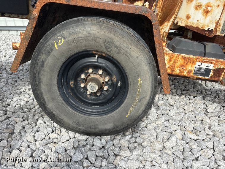 image for item YA3190 2015 Altec DC1317 wood chipper