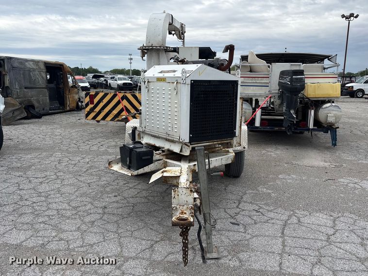 image for item YA3194 2017 Bandit 200UC wood chipper