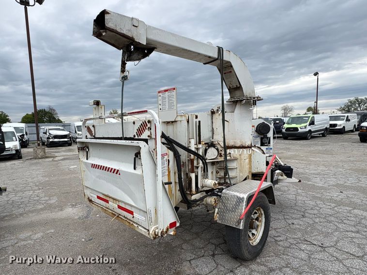 image for item YA3194 2017 Bandit 200UC wood chipper