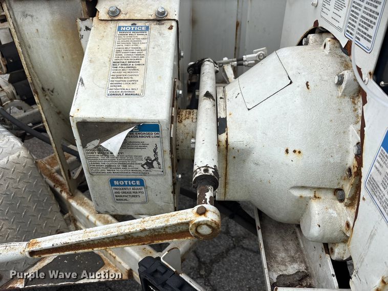 image for item YA3194 2017 Bandit 200UC wood chipper