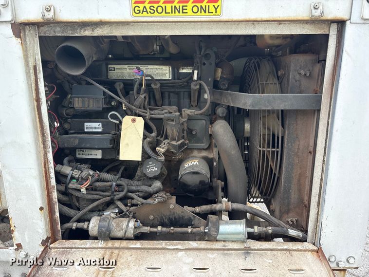 image for item YA3194 2017 Bandit 200UC wood chipper