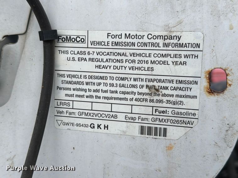 image for item YA3210 2016 Ford F650 Super Duty chipper truck