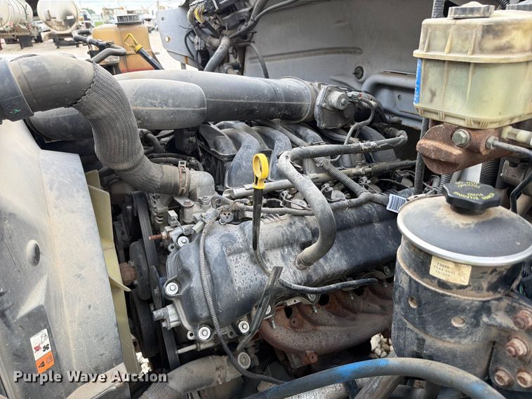 image for item YA3210 2016 Ford F650 Super Duty chipper truck
