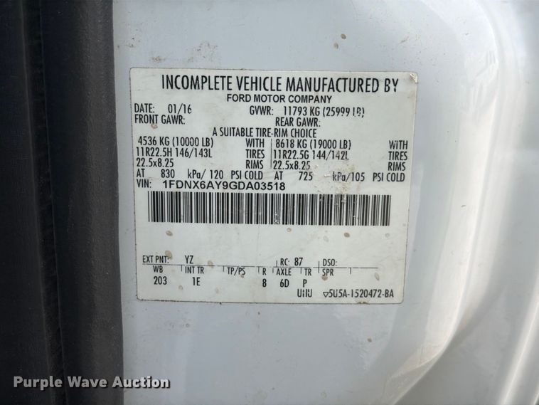 image for item YA3210 2016 Ford F650 Super Duty chipper truck