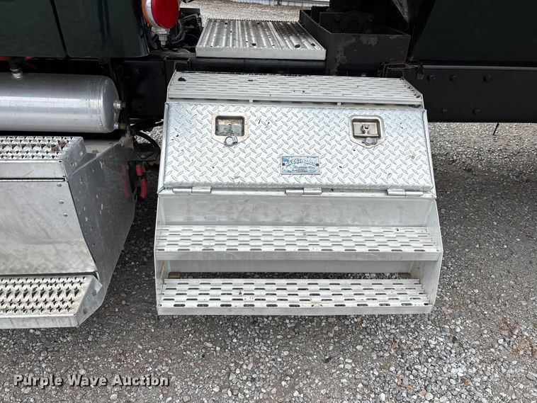 image for item YA3229 2022 Peterbilt 567 dump truck