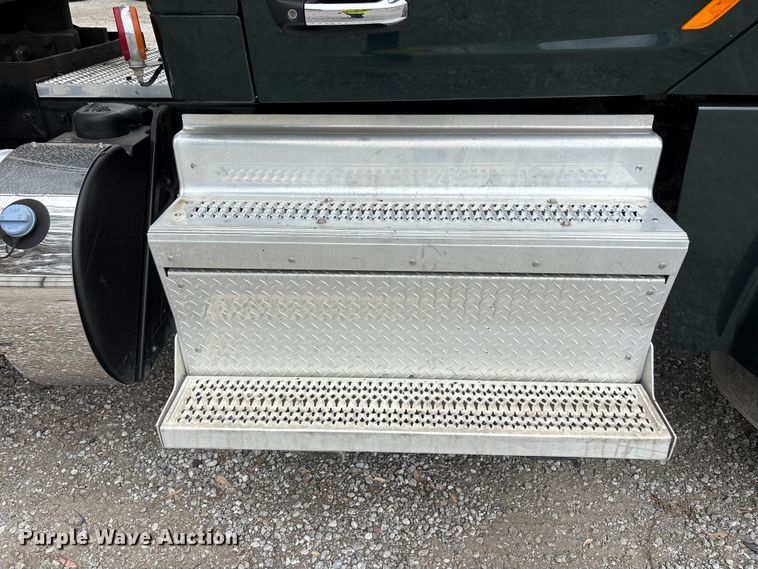 image for item YA3229 2022 Peterbilt 567 dump truck