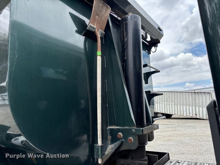 image for item YA3229 2022 Peterbilt 567 dump truck