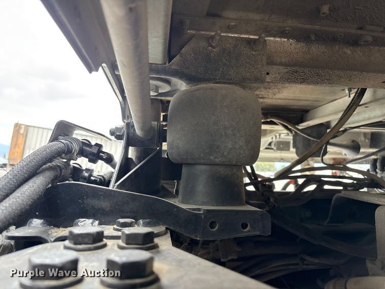 image for item YA3229 2022 Peterbilt 567 dump truck