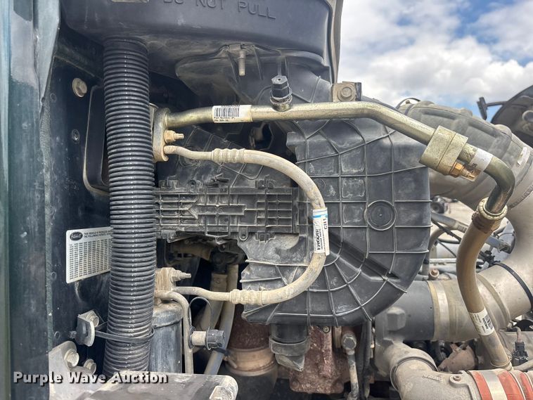 image for item YA3229 2022 Peterbilt 567 dump truck