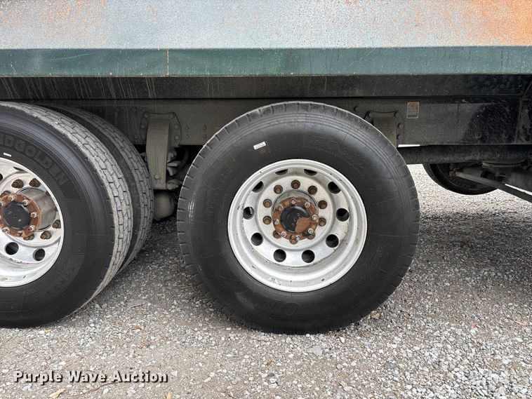 image for item YA3229 2022 Peterbilt 567 dump truck