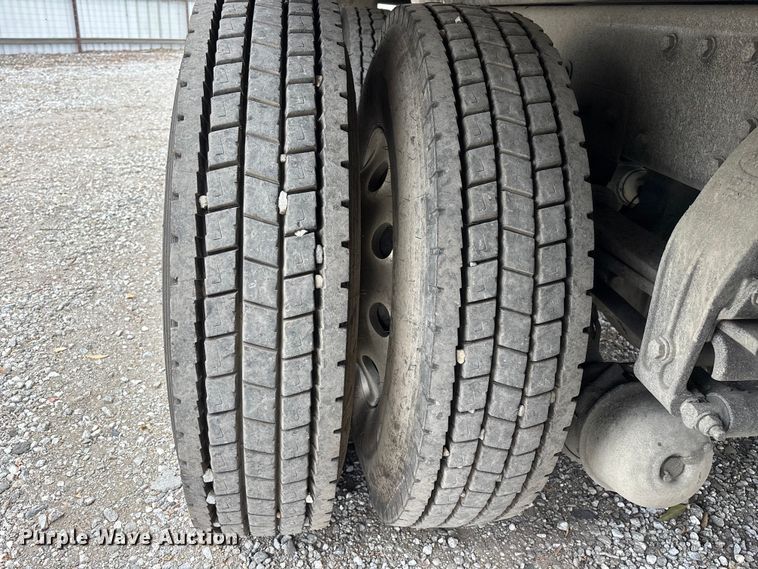 image for item YA3229 2022 Peterbilt 567 dump truck
