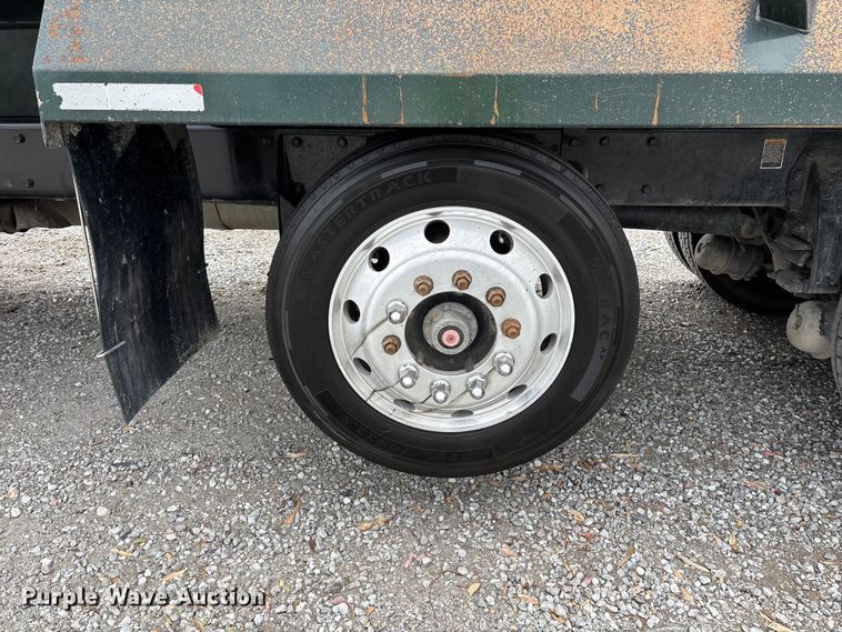 image for item YA3229 2022 Peterbilt 567 dump truck