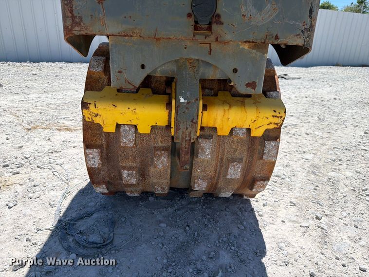 image for item YA3277 2011 Wacker Neuson Roller RT trench compactor