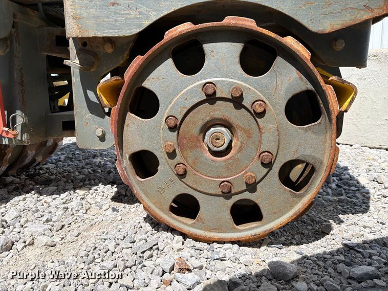 image for item YA3277 2011 Wacker Neuson Roller RT trench compactor