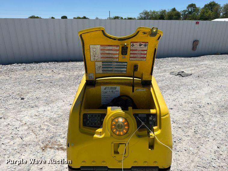 image for item YA3277 2011 Wacker Neuson Roller RT trench compactor