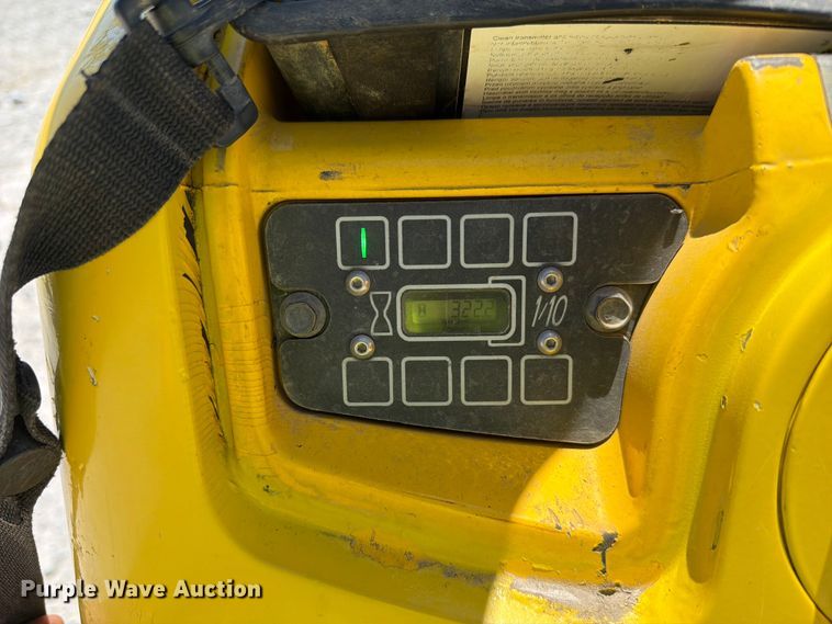 image for item YA3277 2011 Wacker Neuson Roller RT trench compactor