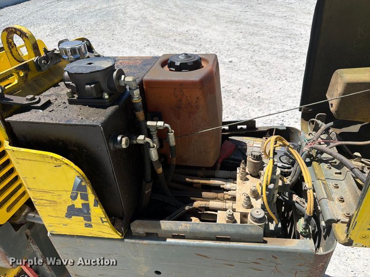 image for item YA3277 2011 Wacker Neuson Roller RT trench compactor