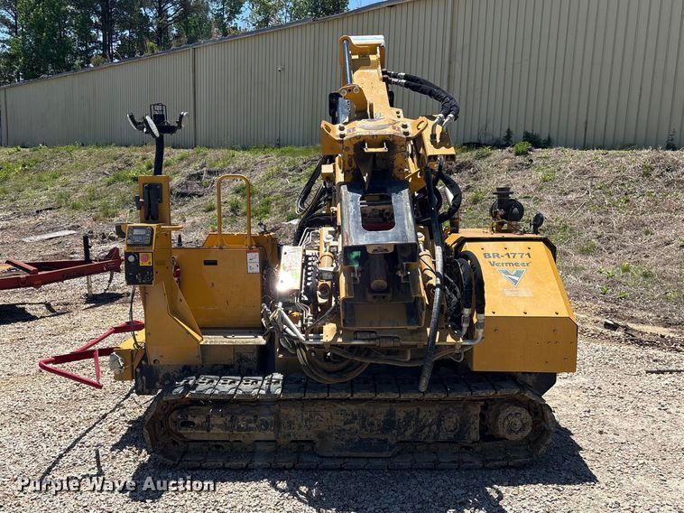 image for item YA3356 2023 Vermeer PD10R pile driver