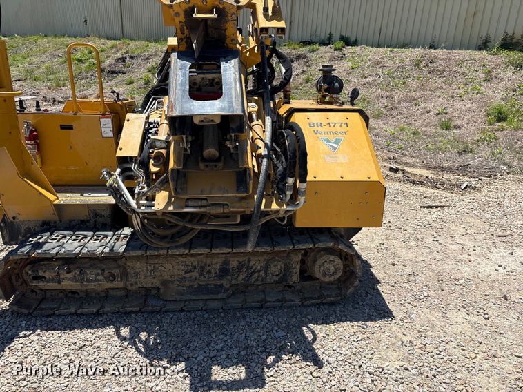 image for item YA3356 2023 Vermeer PD10R pile driver