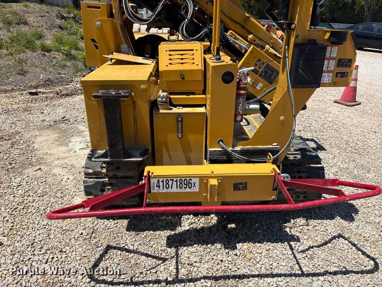 image for item YA3356 2023 Vermeer PD10R pile driver