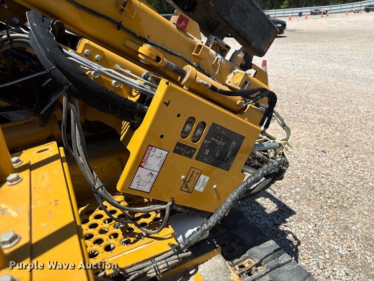 image for item YA3356 2023 Vermeer PD10R pile driver
