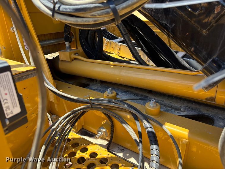image for item YA3356 2023 Vermeer PD10R pile driver