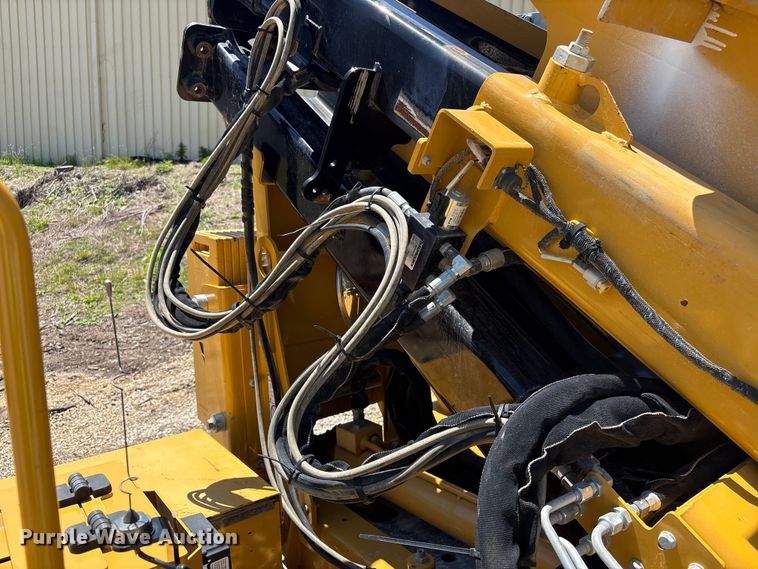 image for item YA3356 2023 Vermeer PD10R pile driver