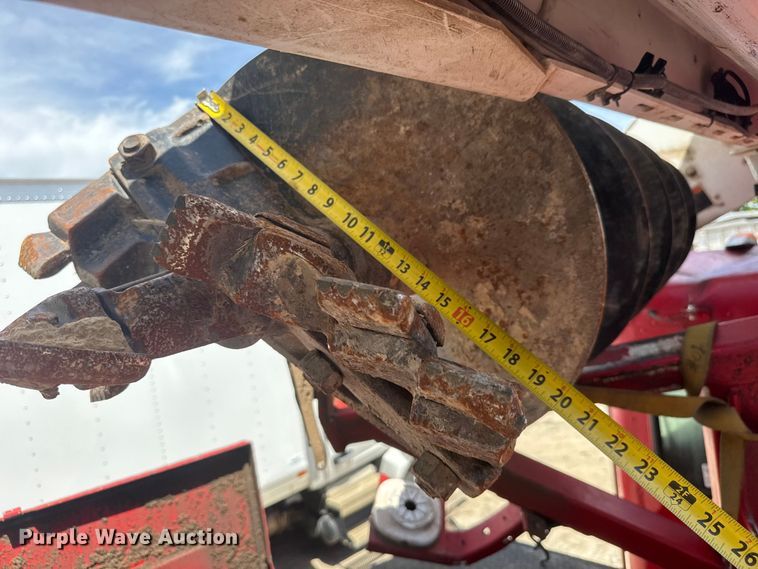 image for item YA3425 2021 Peterbilt 348 digger derrick truck