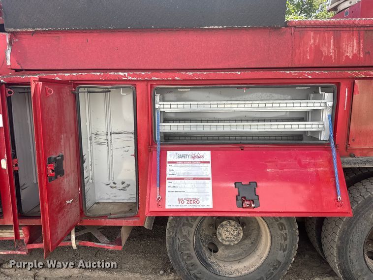 image for item YA3425 2021 Peterbilt 348 digger derrick truck