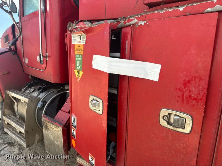 image for item YA3425 2021 Peterbilt 348 digger derrick truck