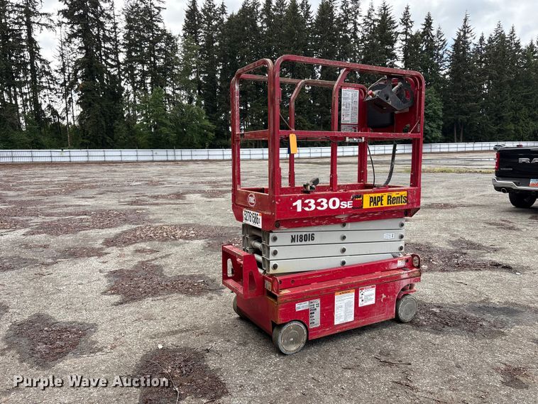 image for item YA3468 2019 MEC 1330SE scissor lift