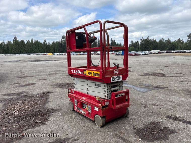 image for item YA3468 2019 MEC 1330SE scissor lift