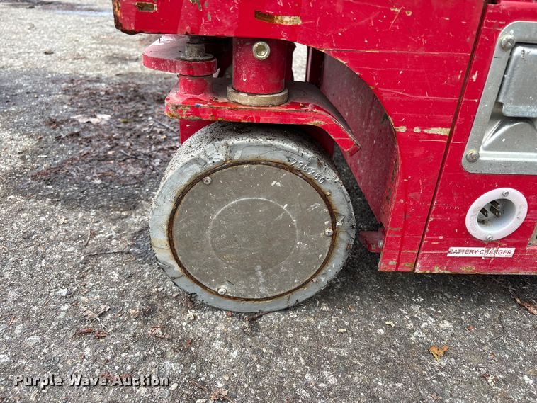 image for item YA3468 2019 MEC 1330SE scissor lift