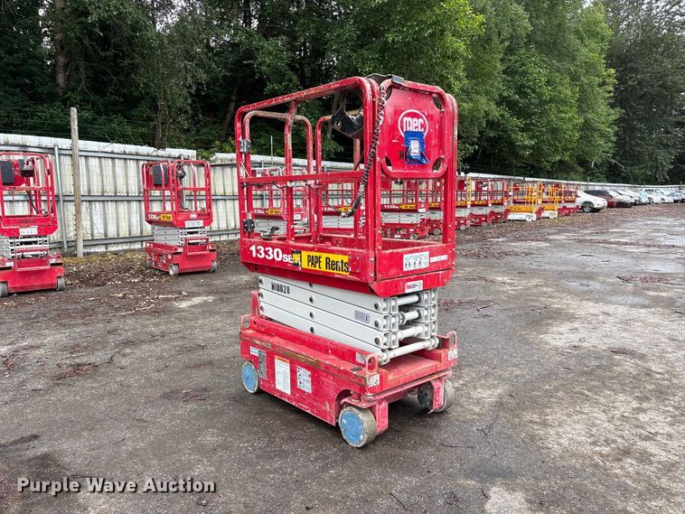 image for item YA3476 2019 MEC 1330SE scissor lift