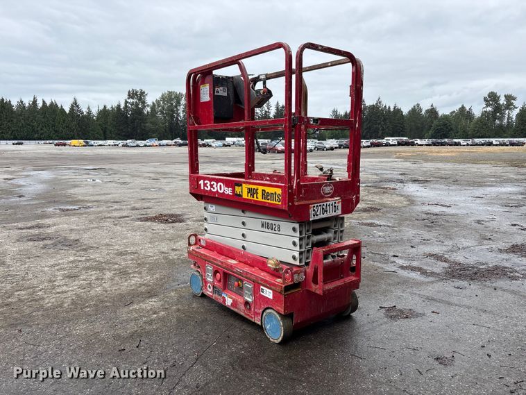 image for item YA3476 2019 MEC 1330SE scissor lift