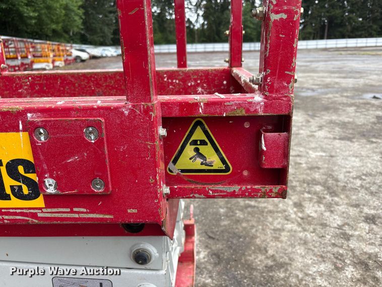 image for item YA3476 2019 MEC 1330SE scissor lift
