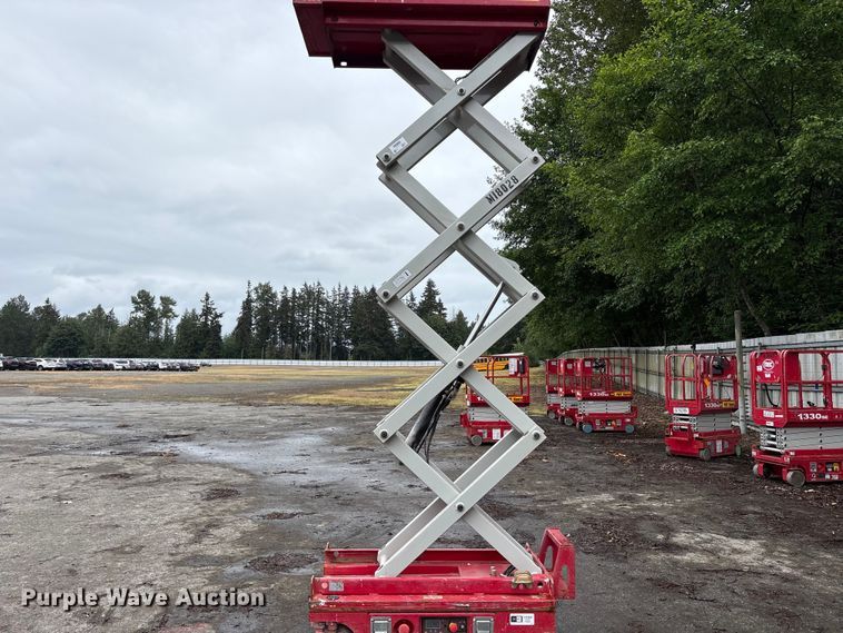 image for item YA3476 2019 MEC 1330SE scissor lift