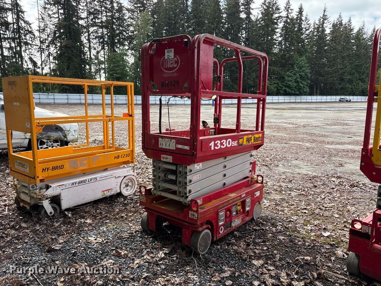 image for item YA3477 2019 MEC 1330SE scissor lift