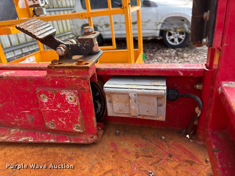 image for item YA3477 2019 MEC 1330SE scissor lift