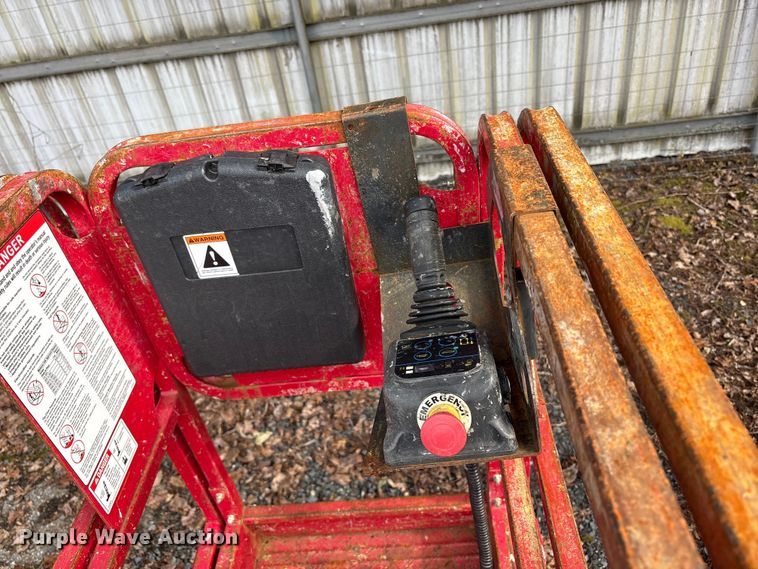 image for item YA3477 2019 MEC 1330SE scissor lift