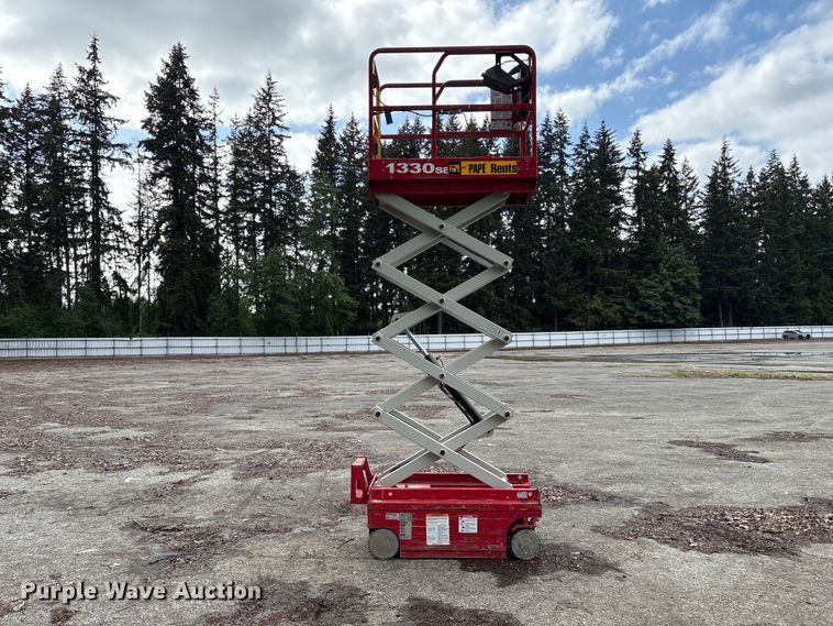 image for item YA3479 2019 MEC 1330SE scissor lift
