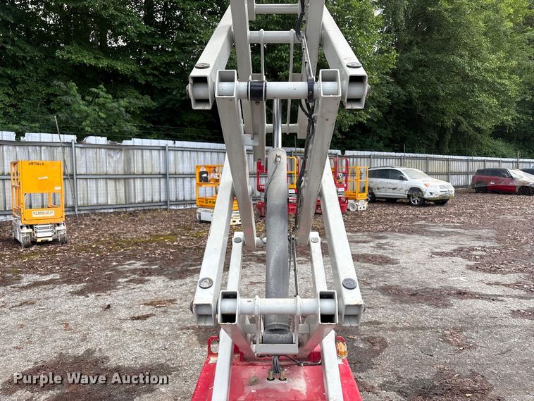 image for item YA3479 2019 MEC 1330SE scissor lift