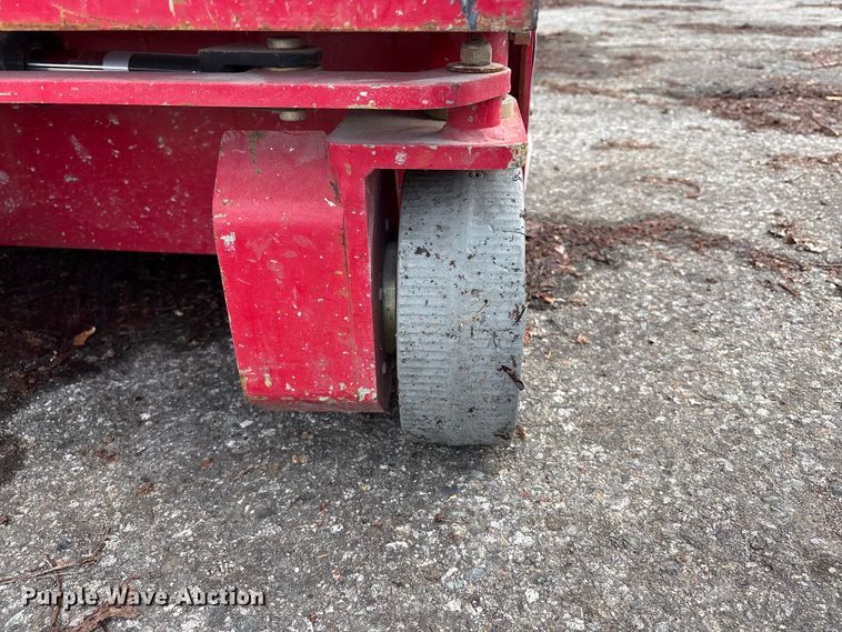 image for item YA3479 2019 MEC 1330SE scissor lift