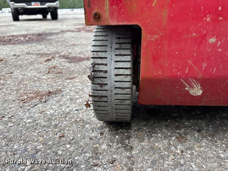 image for item YA3479 2019 MEC 1330SE scissor lift