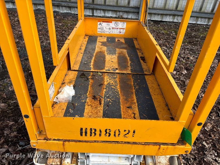 image for item YA3481 Hi-Brid lift 1230 scissor lift
