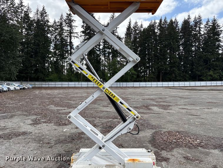 image for item YA3482 Hi-Brid Lift 1230 scissor lift