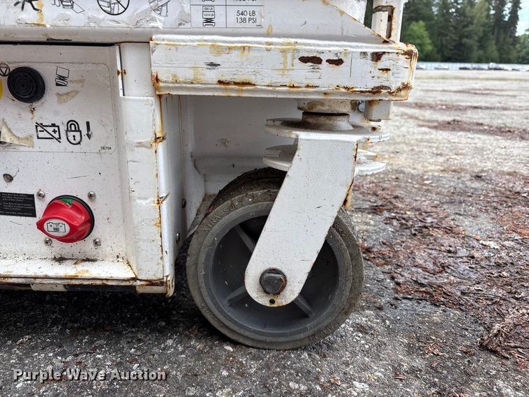 image for item YA3483 Hi-Brid lifts 1230 scissor lift