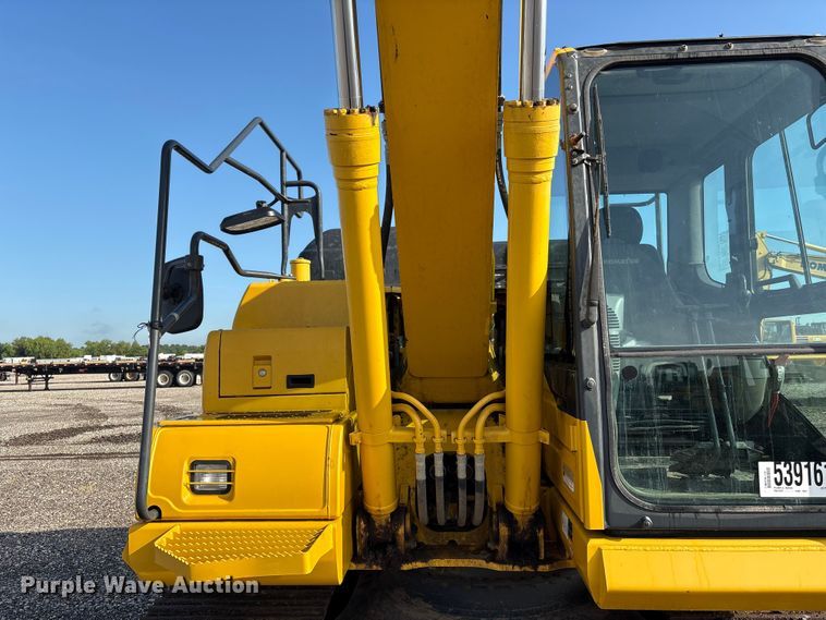 image for item YA3576 2022 Komatsu PC170LC-11 excavator