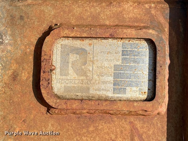 image for item YA3576 2022 Komatsu PC170LC-11 excavator